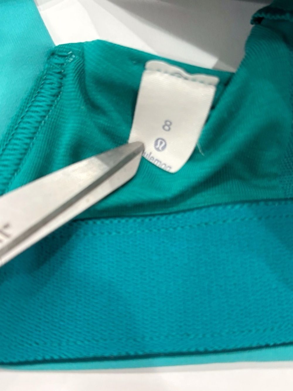 Lululemon Sports Bra Womens 8 Teal Strappy Yoga Gym Athleisure Chic - Picture 4 of 6